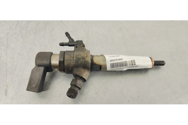 Recambio de inyector para ford fiesta (cbk) fun referencia OEM IAM 9655304880  