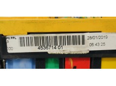 Recambio de caja reles / fusibles para peugeot 5008 1.6 i turbo 180 fap referencia OEM IAM 9804846880  
