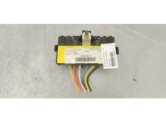 Recambio de caja reles / fusibles para peugeot 407 st sport referencia OEM IAM 9636079380  