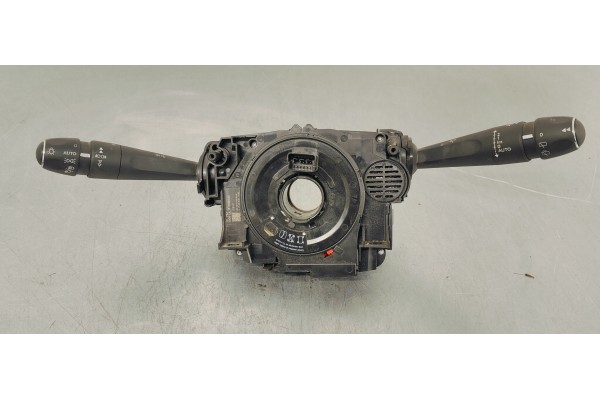 Recambio de mando multifuncion para peugeot 5008 1.6 i turbo 180 fap referencia OEM IAM 98312545ZD  