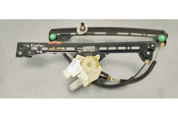 Recambio de elevalunas delantero derecho para citroen c4 picasso 1.6 hdi 115 fap referencia OEM IAM 9675924680  