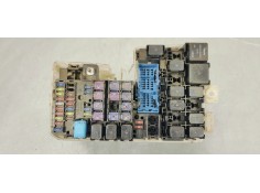 Recambio de caja reles / fusibles para mazda 5 berl. (cr) referencia OEM IAM   