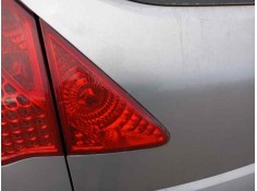 Recambio de piloto trasero izquierdo interior para peugeot 3008 1.6hdi 112 fap referencia OEM IAM   