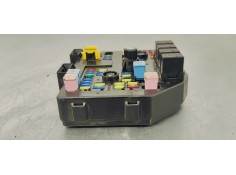 Recambio de caja reles / fusibles para chevrolet captiva 2.2 vcdi 184 4x4 fap referencia OEM IAM 95202005  