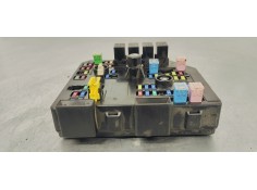Recambio de caja reles / fusibles para chevrolet captiva 2.2 vcdi 184 4x4 fap referencia OEM IAM 95202005  