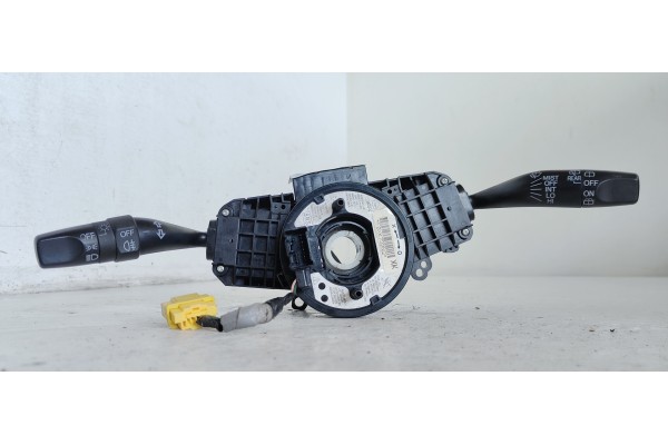 Recambio de mando multifuncion para honda jazz (gd1/5) 1.4 es referencia OEM IAM   