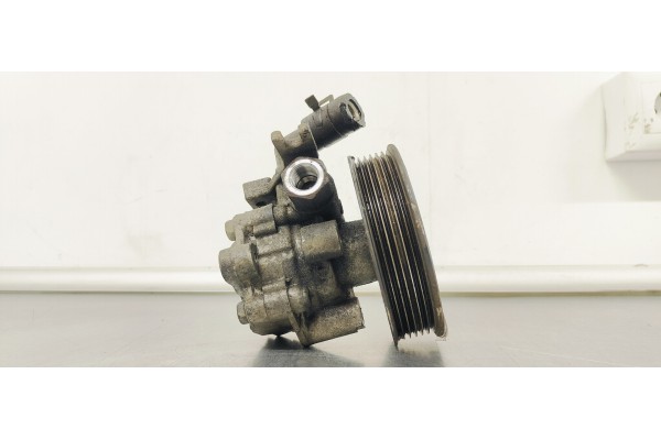 Recambio de bomba direccion para hyundai tucson (jm) 2,0 crdi vgt comfort full 4x4 referencia OEM IAM 571002E200  