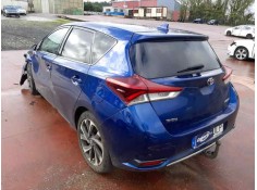 toyota auris del año 2016