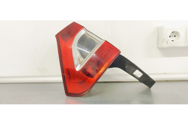 Recambio de piloto trasero izquierdo para ford galaxy (ca1) 2.0 tdci 140 fap referencia OEM IAM   