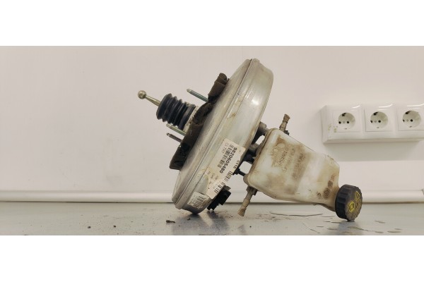 Recambio de servofreno para peugeot 5008 1.6 i turbo 180 fap referencia OEM IAM 0204821381  