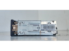 Recambio de sistema audio / radio cd para renault laguna grandtour iii 1.5 dci diesel referencia OEM IAM 8200247962B  