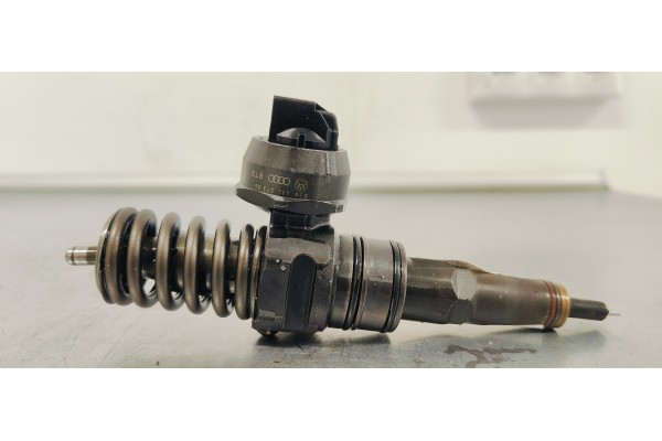 Recambio de inyector para seat leon (1p1) reference referencia OEM IAM 038130073AG  