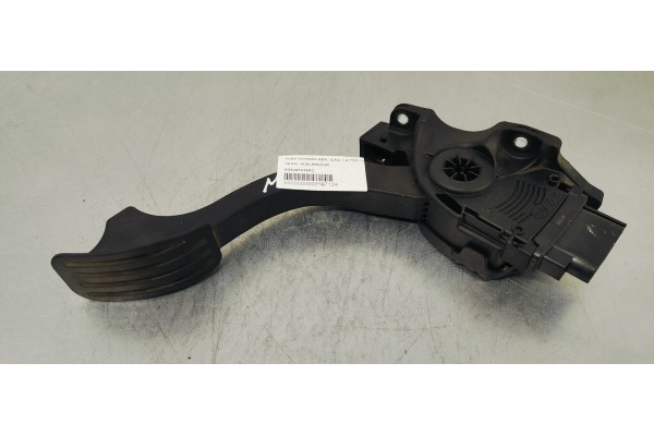 Recambio de pedal acelerador para ford mondeo ber. (ca2) 1.8 tdci 125 referencia OEM IAM 6G929F836RC  