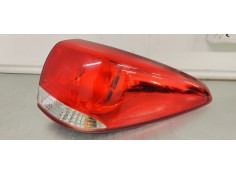 Recambio de piloto trasero derecho para kia carens ( ) 1.6 i 135 referencia OEM IAM 92402A4010  