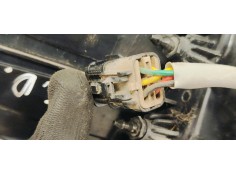 Recambio de piloto trasero derecho para kia carens ( ) 1.6 i 135 referencia OEM IAM 92402A4010  