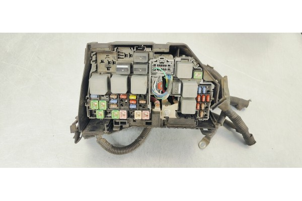 Recambio de caja reles / fusibles para ford mondeo ber. (ca2) 2.0 tdci cat referencia OEM IAM 6G9T14A067AB  