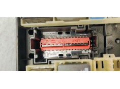 Recambio de caja reles / fusibles para ford focus lim. (cb8) 1.6 tdci referencia OEM IAM AV6T14A067AB  