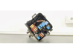 Recambio de caja reles / fusibles para renault clio iv 1.5 dci 75 fap referencia OEM IAM 243804185R  