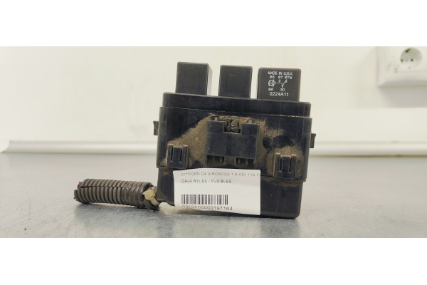Recambio de caja reles / fusibles para citroen c4 aircross 1.6 hdi 115 fap referencia OEM IAM   