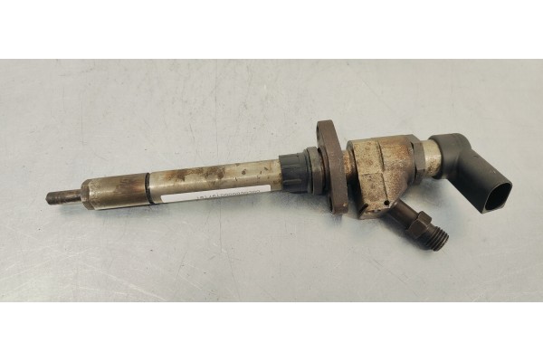 Recambio de inyector para peugeot 407 st sport referencia OEM IAM 9657144580  