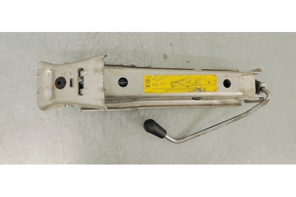 Recambio de gato para volkswagen polo (9n1) gt referencia OEM IAM 6Q0011031D  