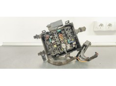 Recambio de caja reles / fusibles para peugeot 308 1.6hdi 92 fap referencia OEM IAM 9804848580  