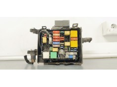 Recambio de caja reles / fusibles para citroen c4 picasso 1.6 hdi 120 fap referencia OEM IAM 9804848580  