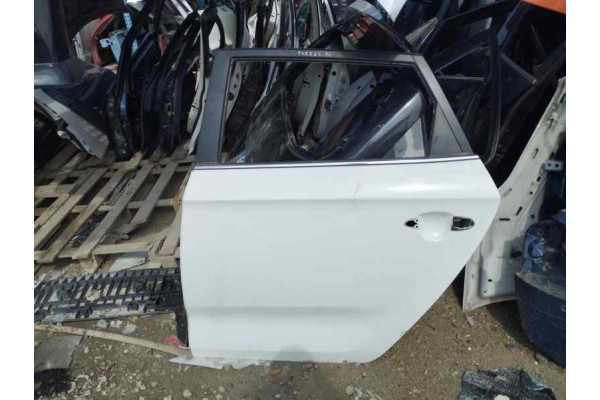Recambio de puerta trasera izquierda para kia carens ( ) 1.6 i 135 referencia OEM IAM   