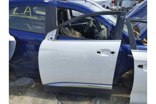 Recambio de puerta delantera izquierda para peugeot 5008 1.6 i turbo 180 fap referencia OEM IAM   