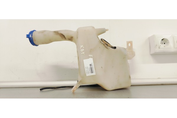 Recambio de deposito limpia para ford ka+ 1.2i 85 referencia OEM IAM J7BB17B613CA  