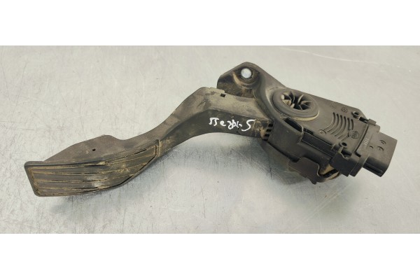 Recambio de pedal acelerador para suzuki sx4 1.6 ddis 120 4x4 fap referencia OEM IAM 4940068L01  