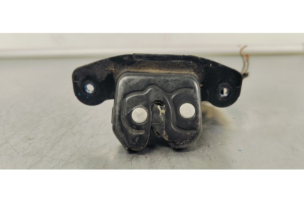 Recambio de cerradura maletero / porton para suzuki sx4 1.6 ddis 120 4x4 fap referencia OEM IAM   