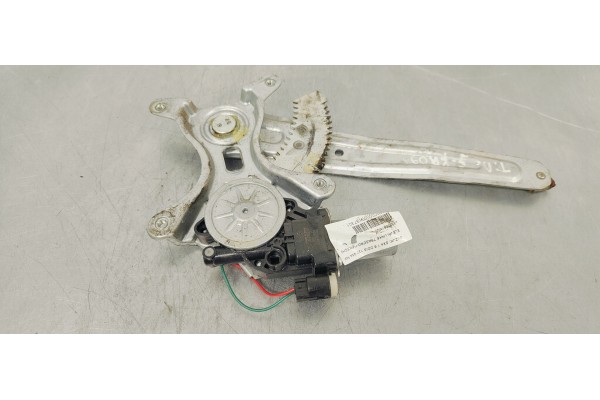 Recambio de elevalunas trasero derecho para suzuki sx4 1.6 ddis 120 4x4 fap referencia OEM IAM 8353061M00  