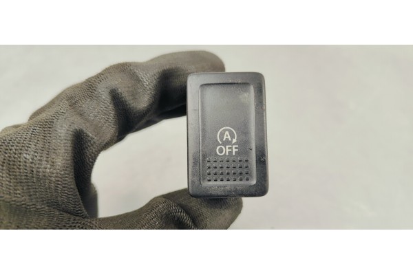 Recambio de interruptor para suzuki sx4 1.6 ddis 120 4x4 fap referencia OEM IAM 3778061P00  