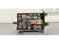 Recambio de caja reles / fusibles para opel corsa d 1.3 cdti 90 referencia OEM IAM 13252921  