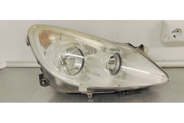 Recambio de faro derecho para opel corsa d 1.3 cdti 90 referencia OEM IAM 13186382  