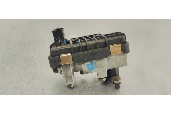 Recambio de modulo electronico para ford focus berlina (cap) ambiente (d) referencia OEM IAM 6NW008412  