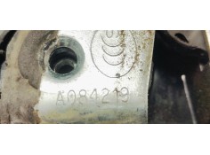 Recambio de cerradura puerta trasera derecha para toyota auris 1.6 d4d 112 fap referencia OEM IAM A084219  