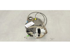 Recambio de cerradura puerta trasera derecha para toyota auris 1.6 d4d 112 fap referencia OEM IAM A084219  