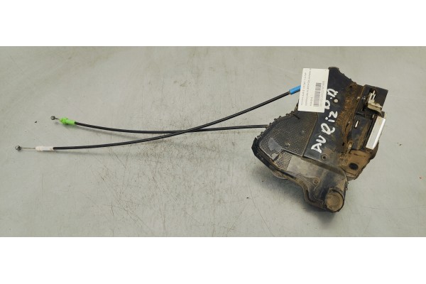Recambio de cerradura puerta delantera derecha para toyota auris 1.6 d4d 112 fap referencia OEM IAM A084219  