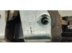 Recambio de cerradura puerta delantera izquierda para toyota auris 1.6 d4d 112 fap referencia OEM IAM A084219  