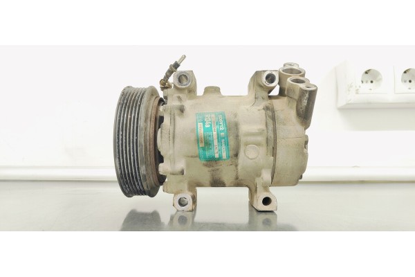 Recambio de compresor aire acondicionado para renault kangoo (f/kc0) referencia OEM IAM 7700111235  