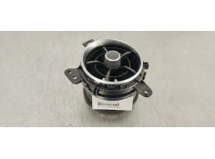 Recambio de rejilla aireadora para toyota auris 1.6 d4d 112 fap referencia OEM IAM 5556862280  