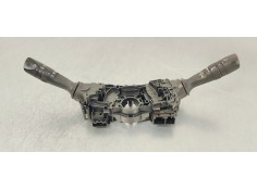 Recambio de mando multifuncion para toyota auris 1.6 d4d 112 fap referencia OEM IAM 17F852  