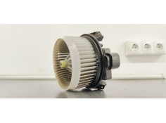 Recambio de motor calefaccion para toyota auris 1.6 d4d 112 fap referencia OEM IAM AV2727008085  