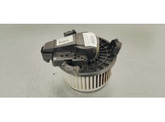 Recambio de motor calefaccion para toyota auris 1.6 d4d 112 fap referencia OEM IAM AV2727008085  