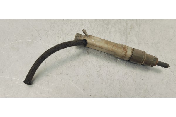 Recambio de inyector para volkswagen golf iv berlina (1j1) básico referencia OEM IAM 028130202P  