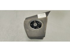 Recambio de rejilla aireadora para toyota auris 1.6 d4d 112 fap referencia OEM IAM 5540402200  