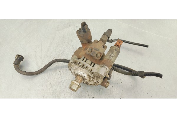 Recambio de bomba inyeccion para ford fiesta (cbk) 1.4 tdci cat referencia OEM IAM 9651590880  