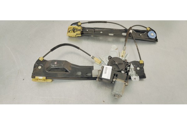 Recambio de elevalunas delantero izquierdo para opel insignia berlina 2.0cdti 130 fap referencia OEM IAM 13302451  